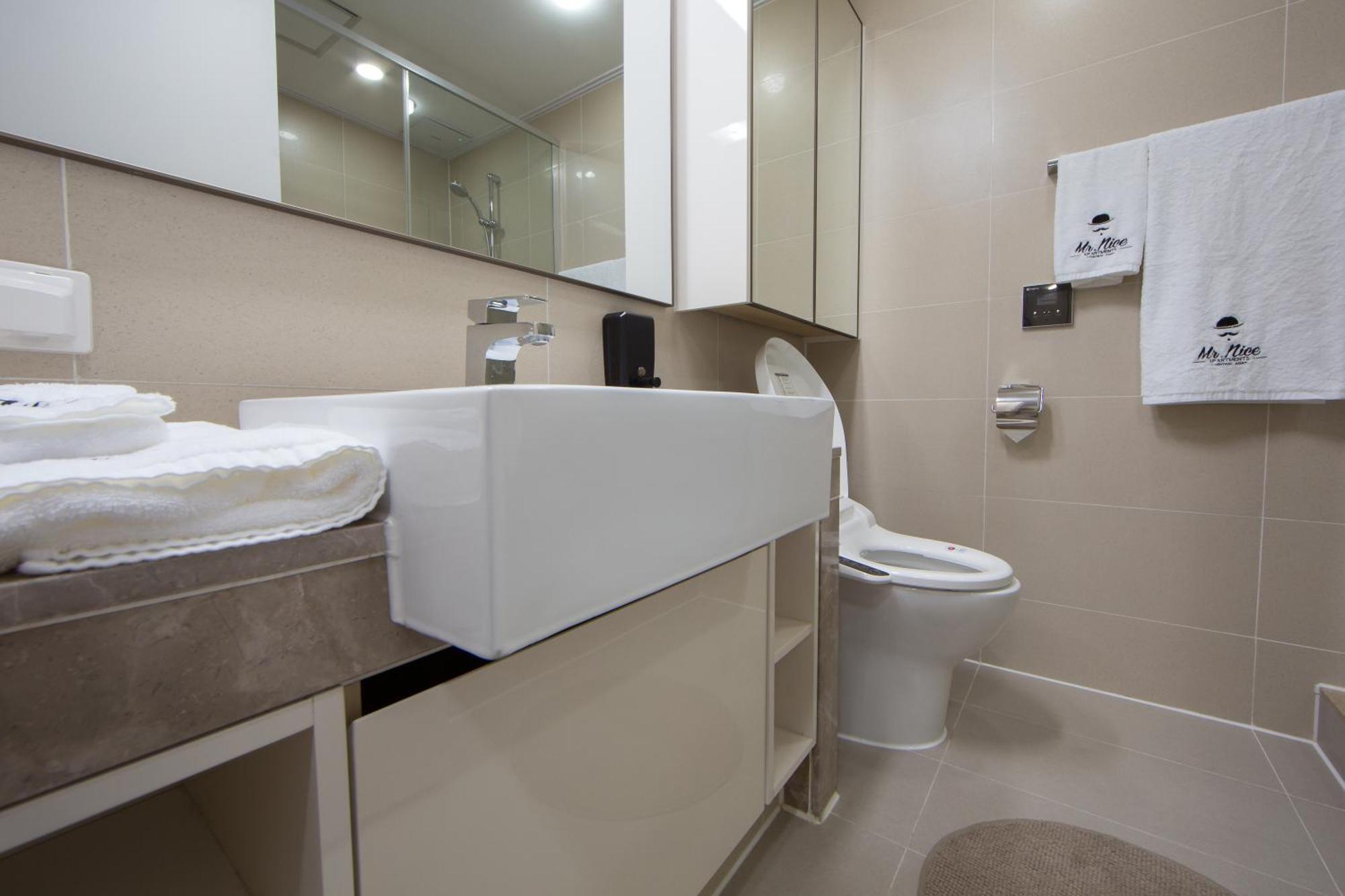 Mr Apartments, Highvill-astana Apartment